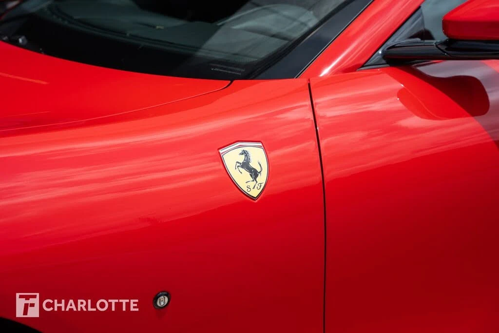 2024 Ferrari Roma Spider - Image 10 of 31