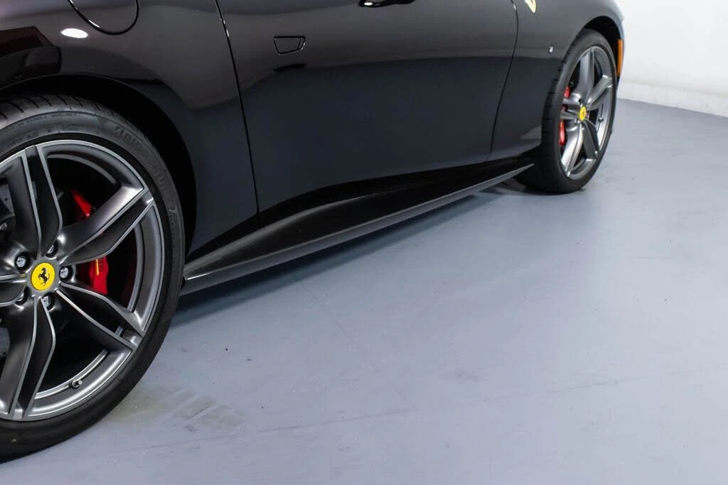 2024 Ferrari Roma Spider - Image 19 of 31