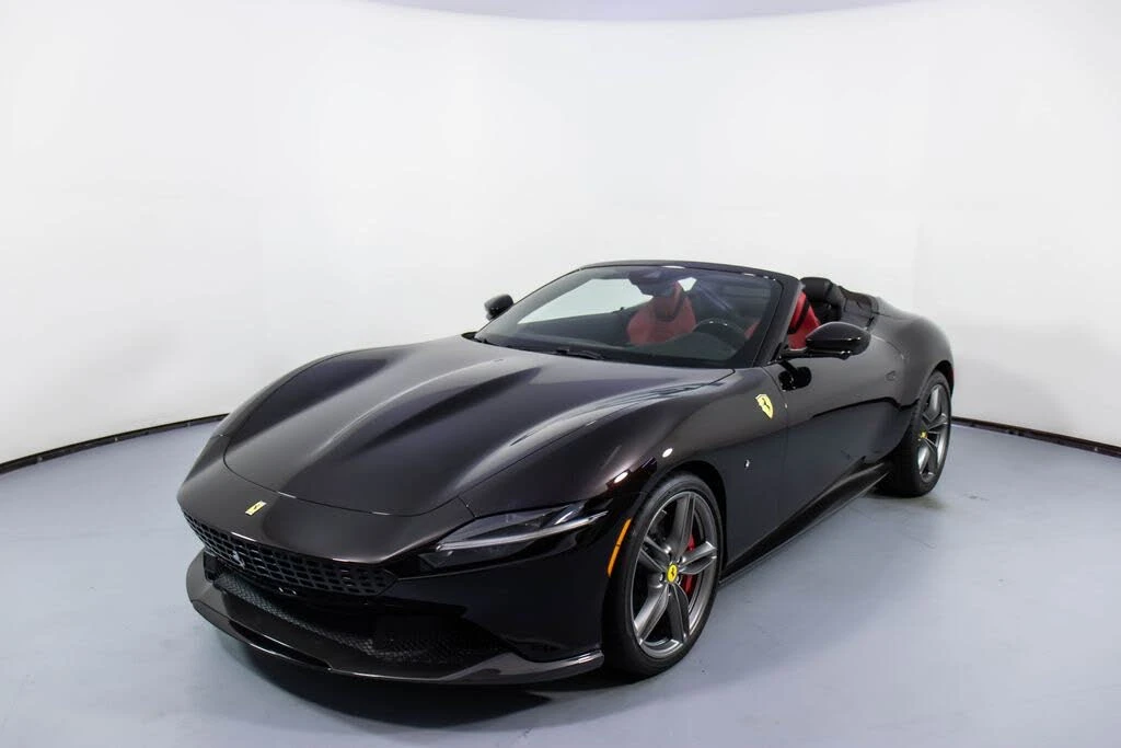 2024 Ferrari Roma Spider - Image 10 of 31