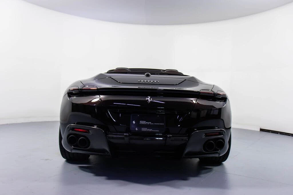 2024 Ferrari Roma Spider - Image 21 of 31