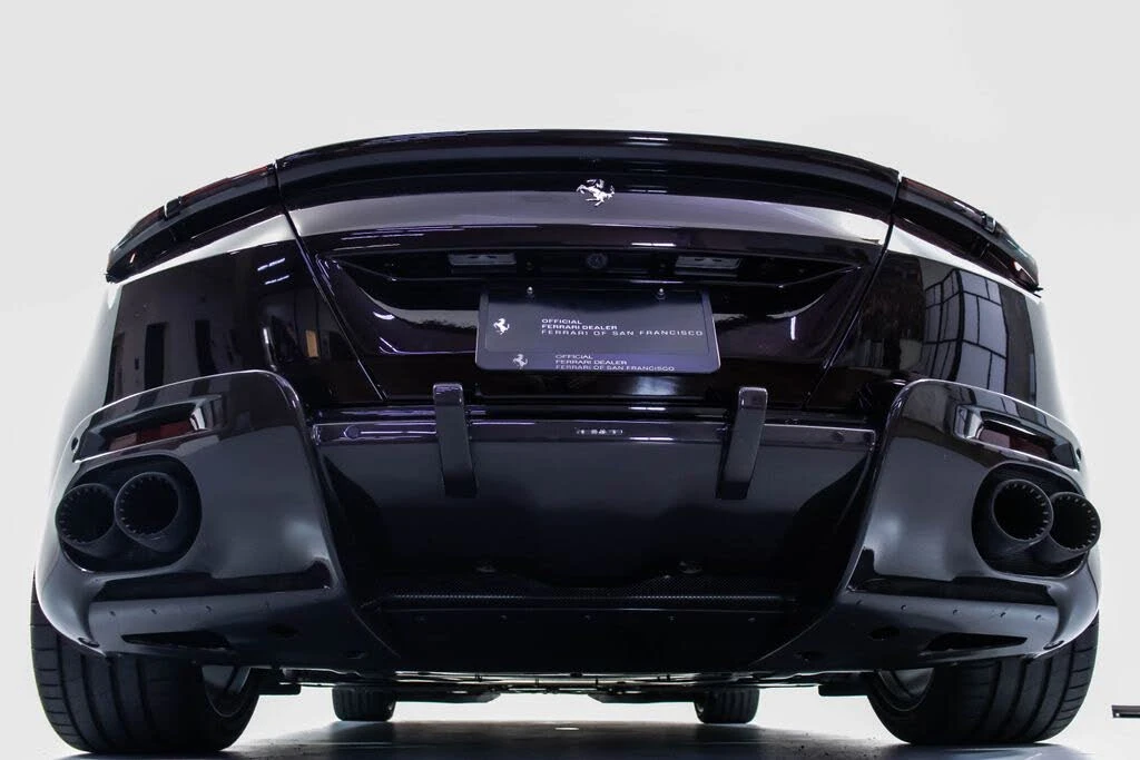 2024 Ferrari Roma Spider - Image 23 of 31