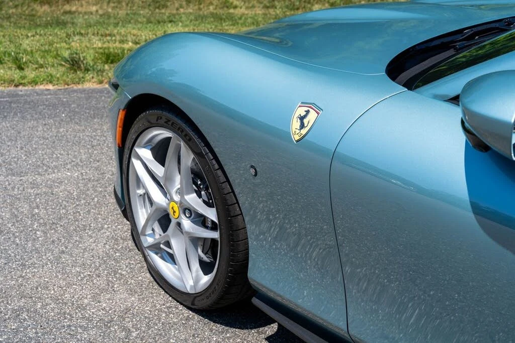 2024 Ferrari Roma Spider - Image 11 of 31