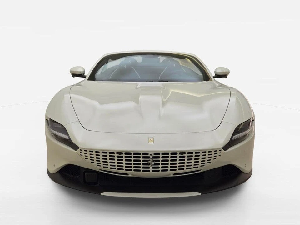 2024 Ferrari Roma Spider - Image 2 of 31