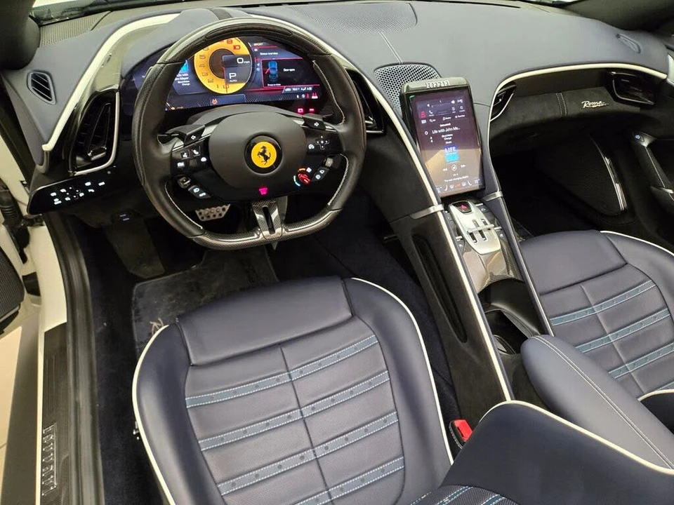 2024 Ferrari Roma Spider - Image 19 of 31