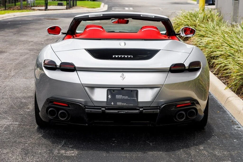 2024 Ferrari Roma Spider - Image 4 of 31