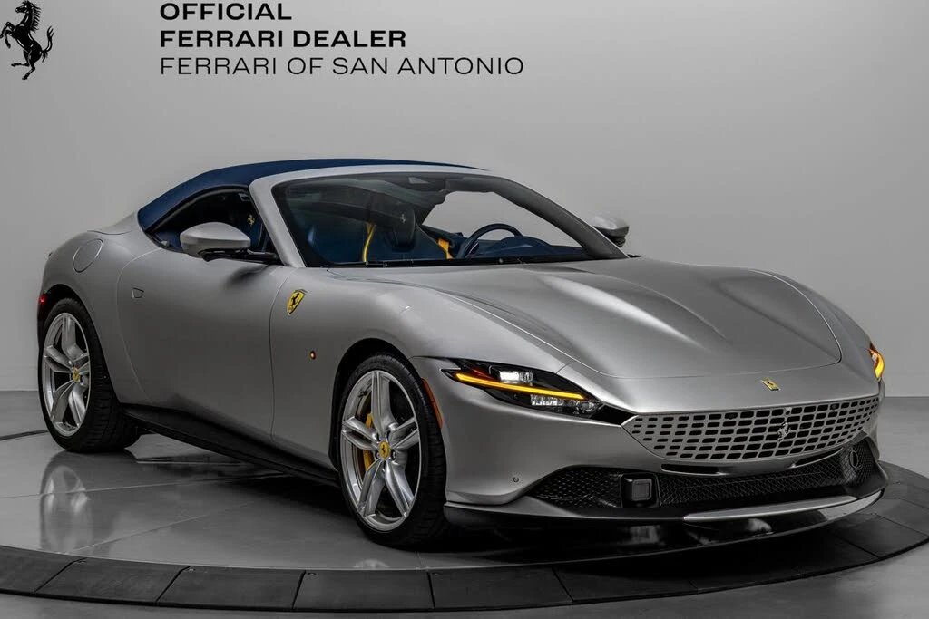 2024 Ferrari Roma Spider - Image 12 of 31