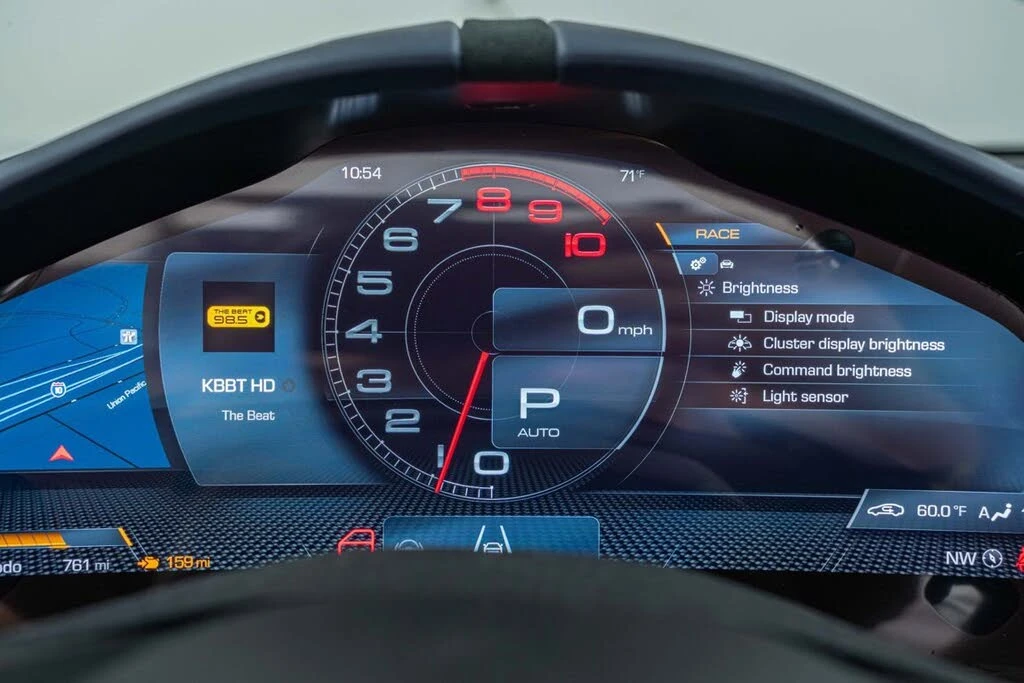 2024 Ferrari Roma Spider - Image 26 of 31