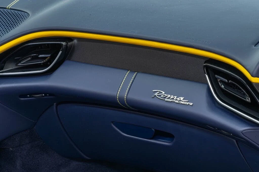 2024 Ferrari Roma Spider - Image 30 of 31