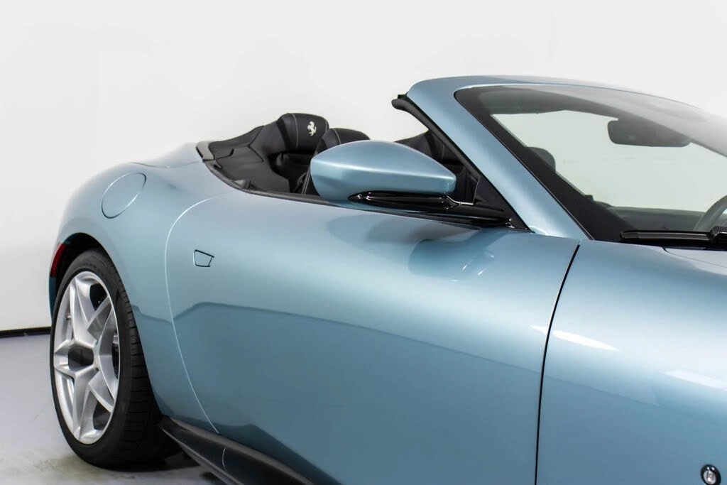 2024 Ferrari Roma Spider - Image 14 of 31
