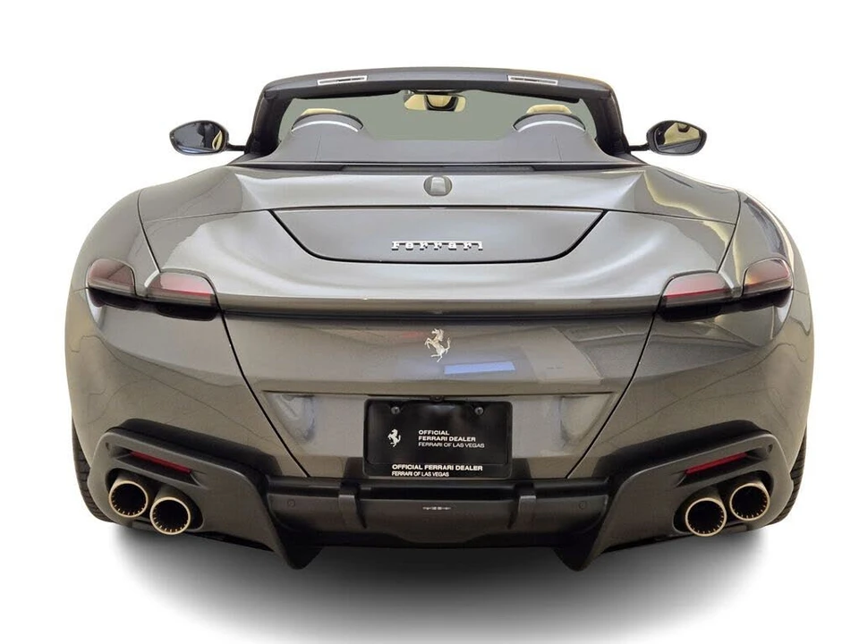 2024 Ferrari Roma Spider - Image 10 of 31
