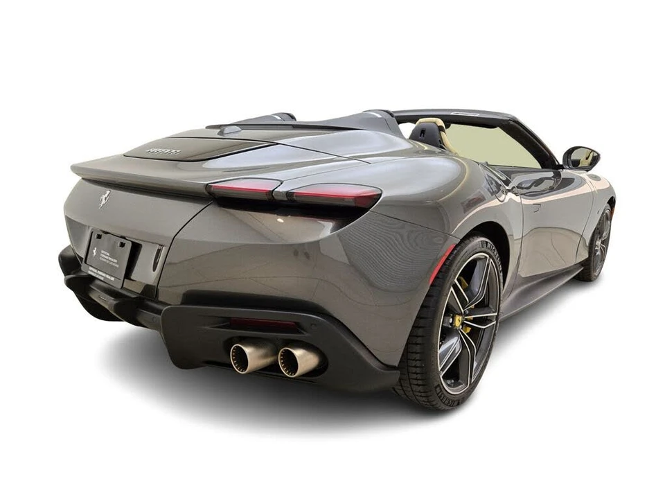 2024 Ferrari Roma Spider - Image 9 of 31