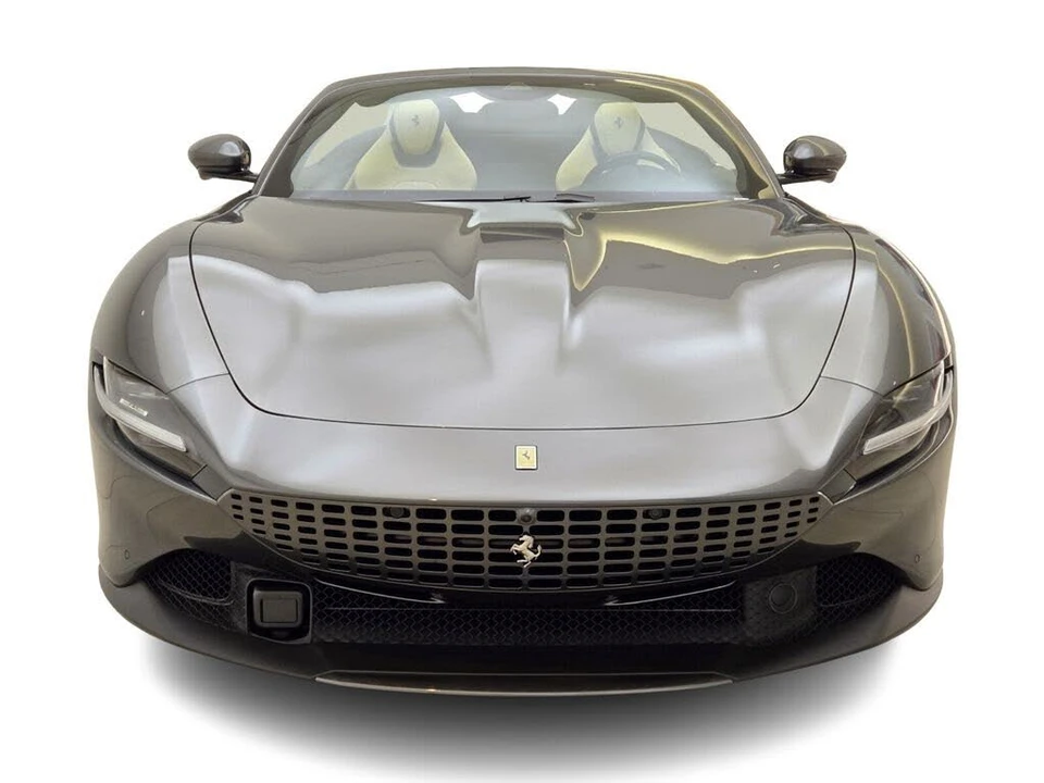 2024 Ferrari Roma Spider - Image 2 of 31