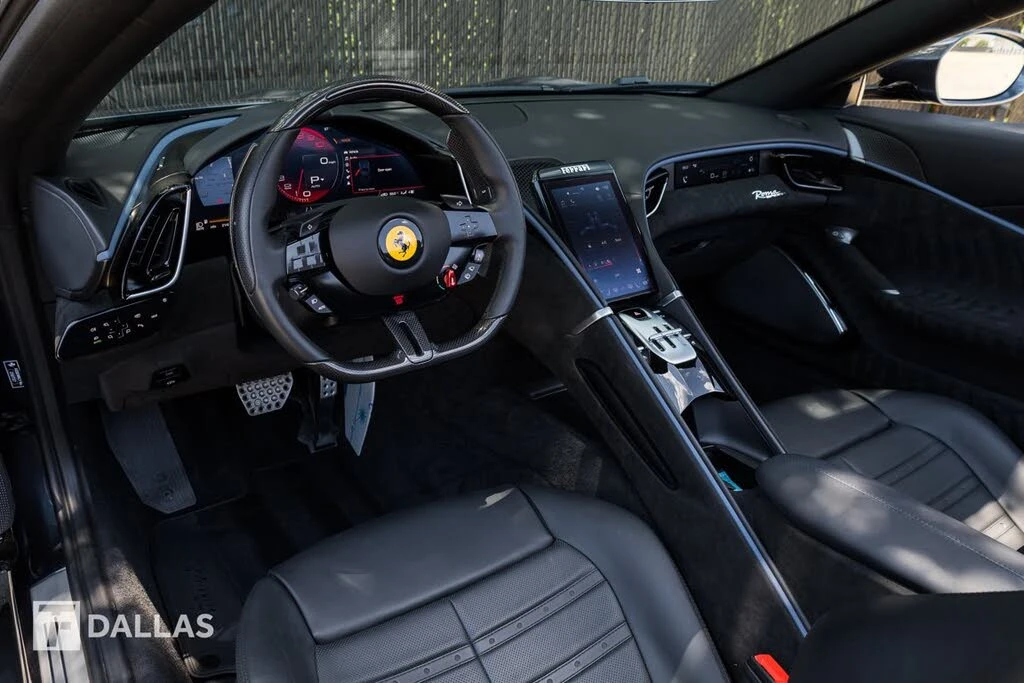 2024 Ferrari Roma Spider - Image 29 of 31