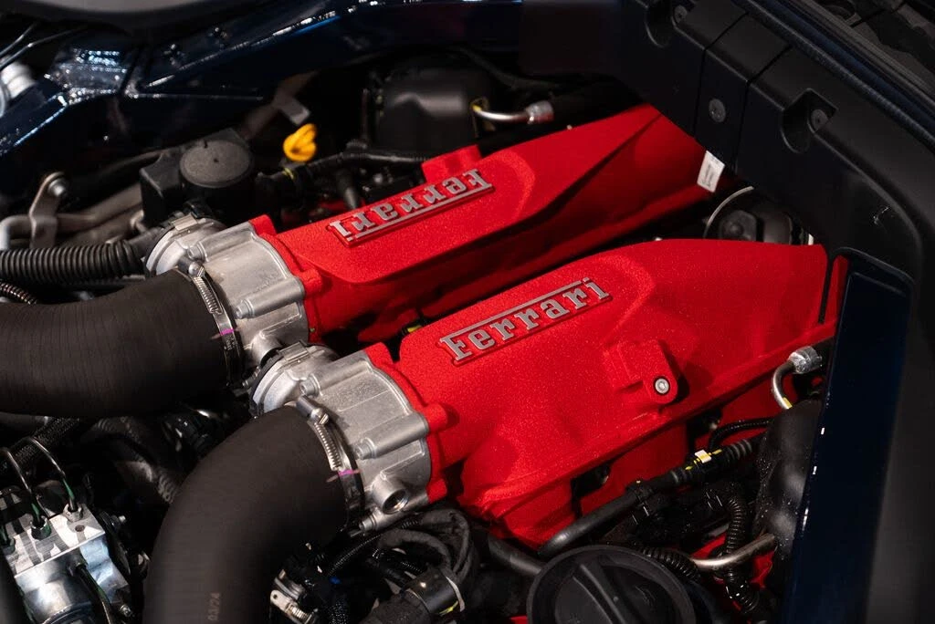 2024 Ferrari Roma Spider - Image 14 of 31