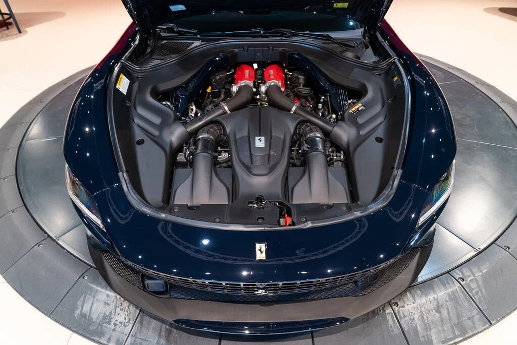 2024 Ferrari Roma Spider - Image 12 of 31
