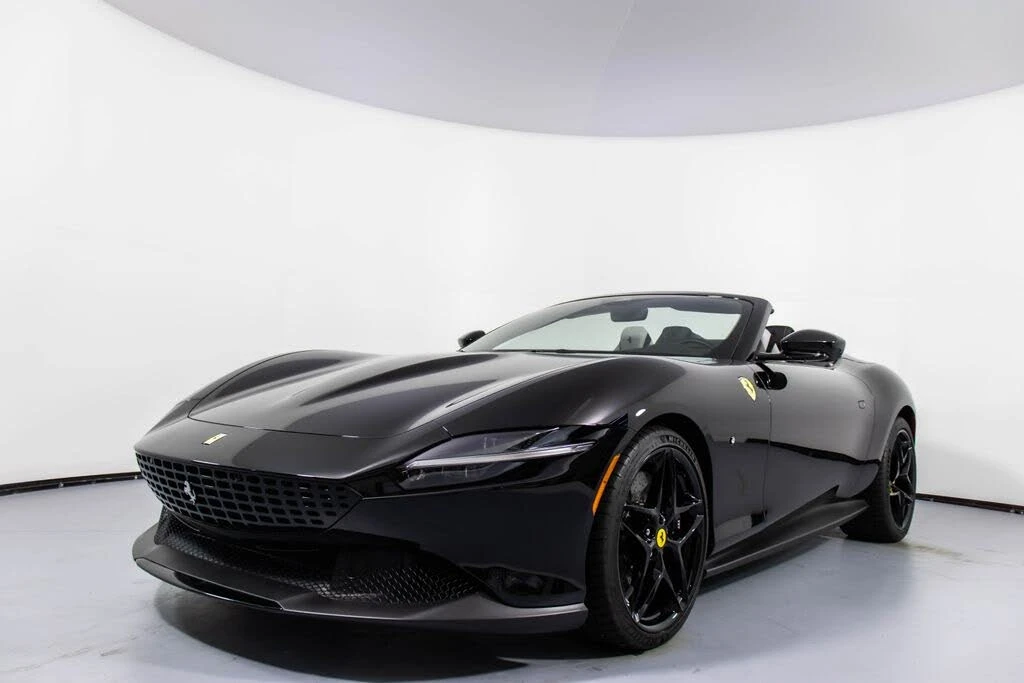 2024 Ferrari Roma Spider - Image 29 of 31
