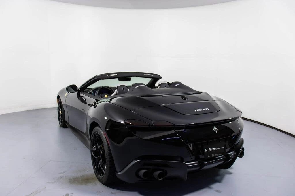 2024 Ferrari Roma Spider - Image 25 of 31