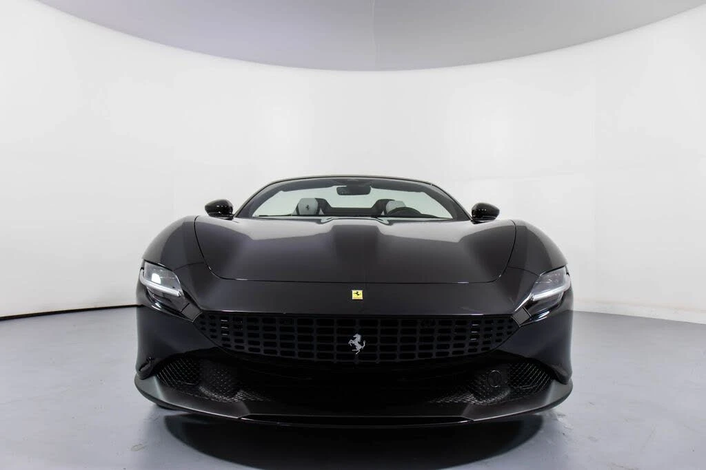 2024 Ferrari Roma Spider - Image 11 of 31
