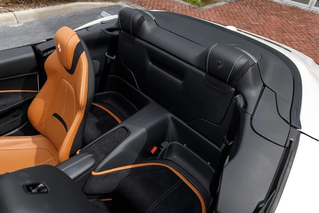 2024 Ferrari Roma Spider - Image 21 of 31