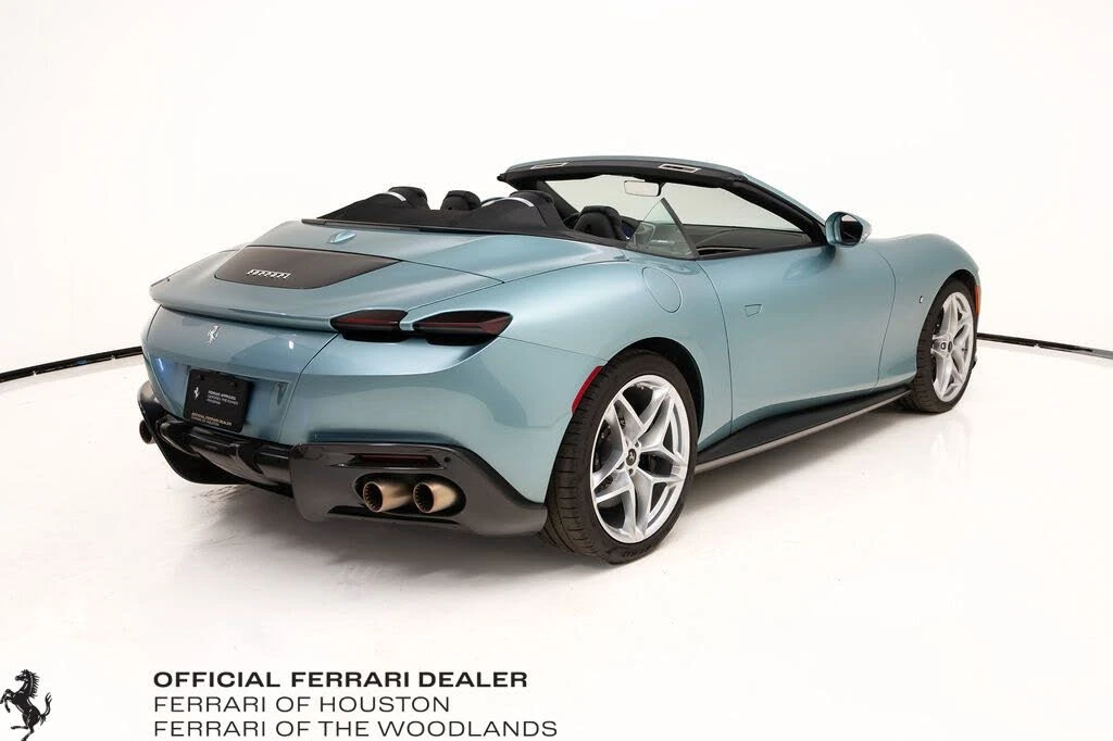 2024 Ferrari Roma Spider - Image 7 of 31
