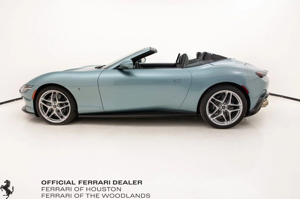 2024 Ferrari Roma Spider - Image 8 of 31