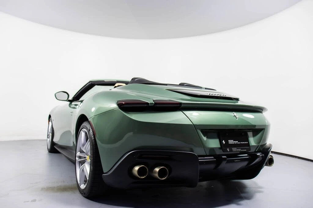 2024 Ferrari Roma Spider - Image 25 of 31