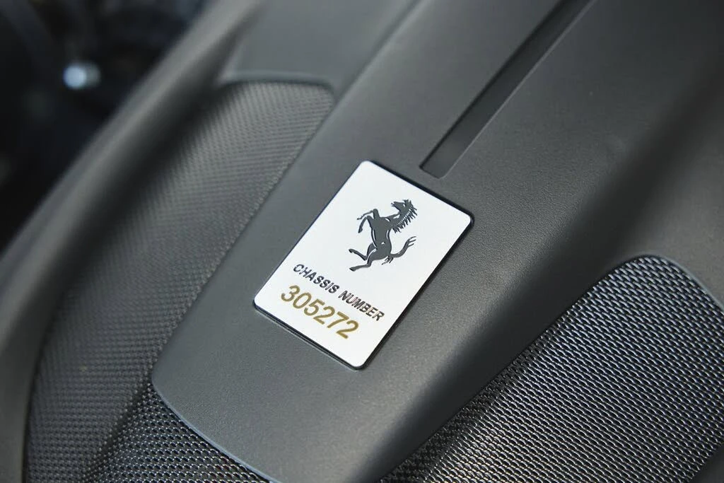 2024 Ferrari Roma Spider - Image 11 of 31