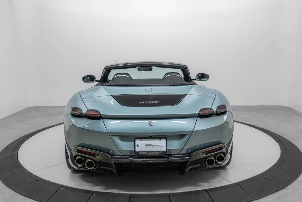 2024 Ferrari Roma Spider - Image 10 of 31