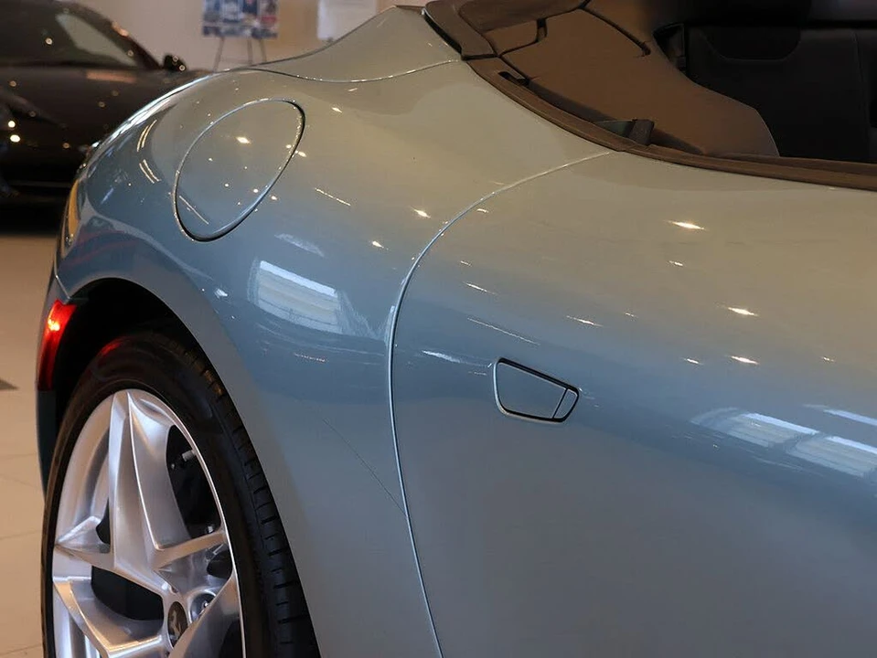 2024 Ferrari Roma Spider - Image 21 of 31