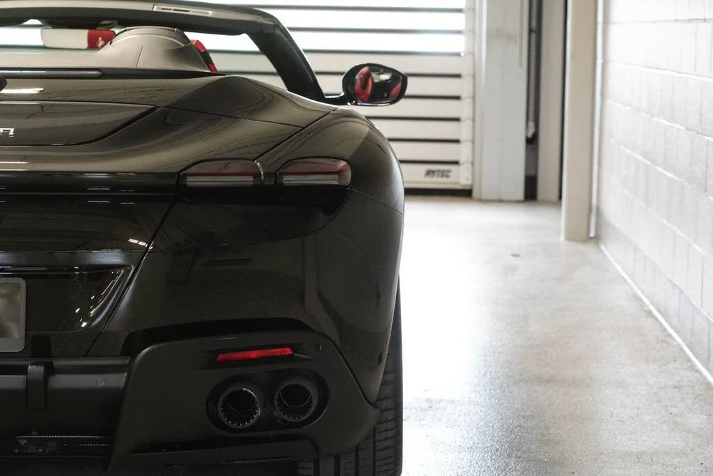 2024 Ferrari Roma Spider - Image 14 of 31