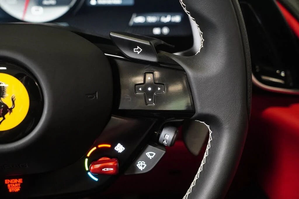 2024 Ferrari Roma Spider - Image 21 of 31