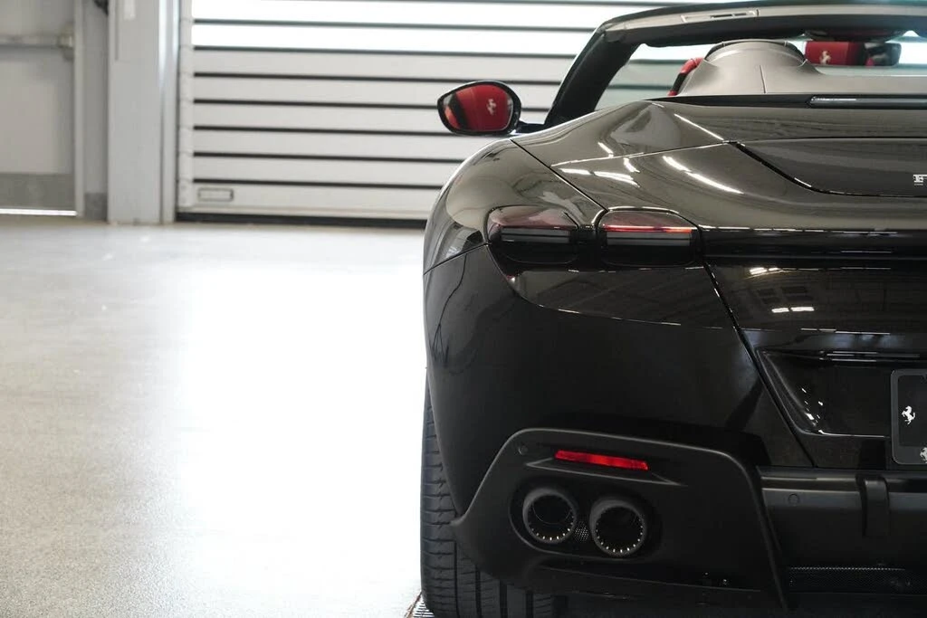 2024 Ferrari Roma Spider - Image 13 of 31