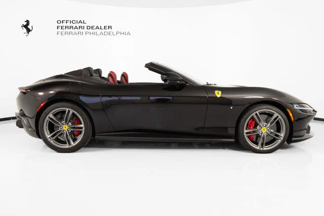 2024 Ferrari Roma Spider - Image 9 of 20