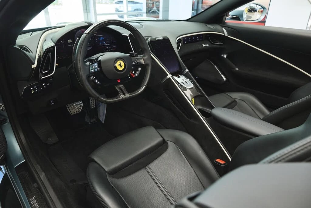 2024 Ferrari Roma Spider - Image 9 of 31