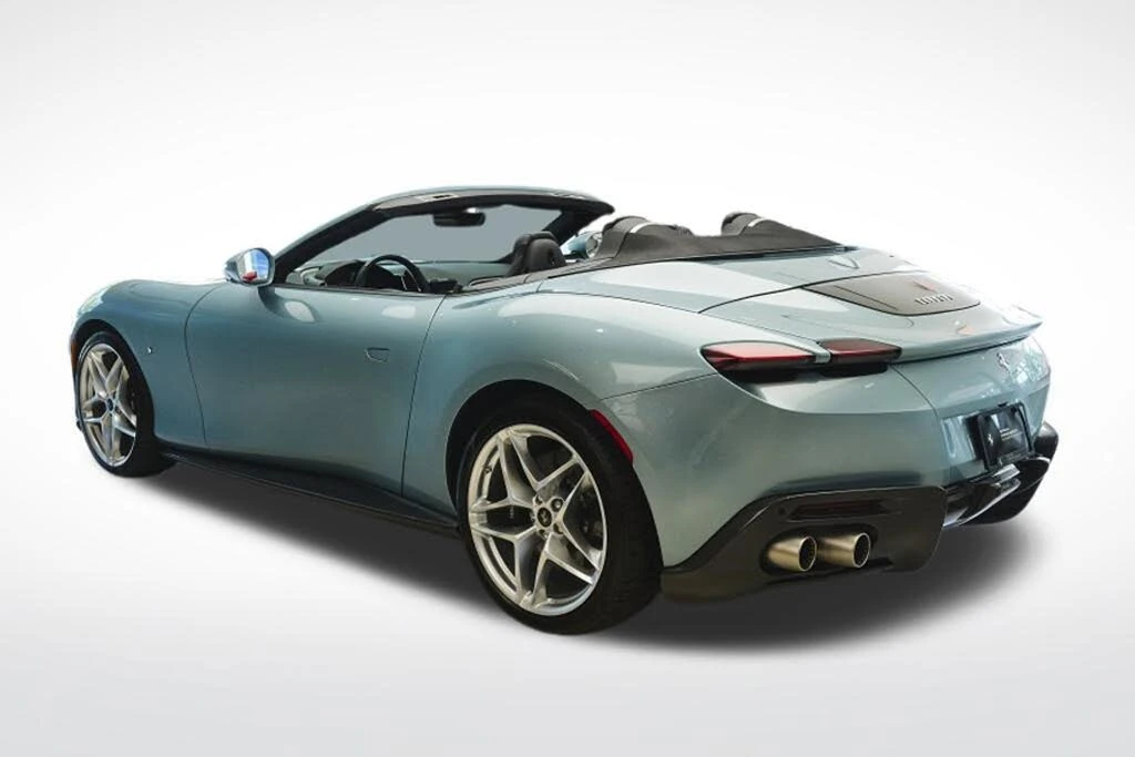 2024 Ferrari Roma Spider - Image 3 of 31