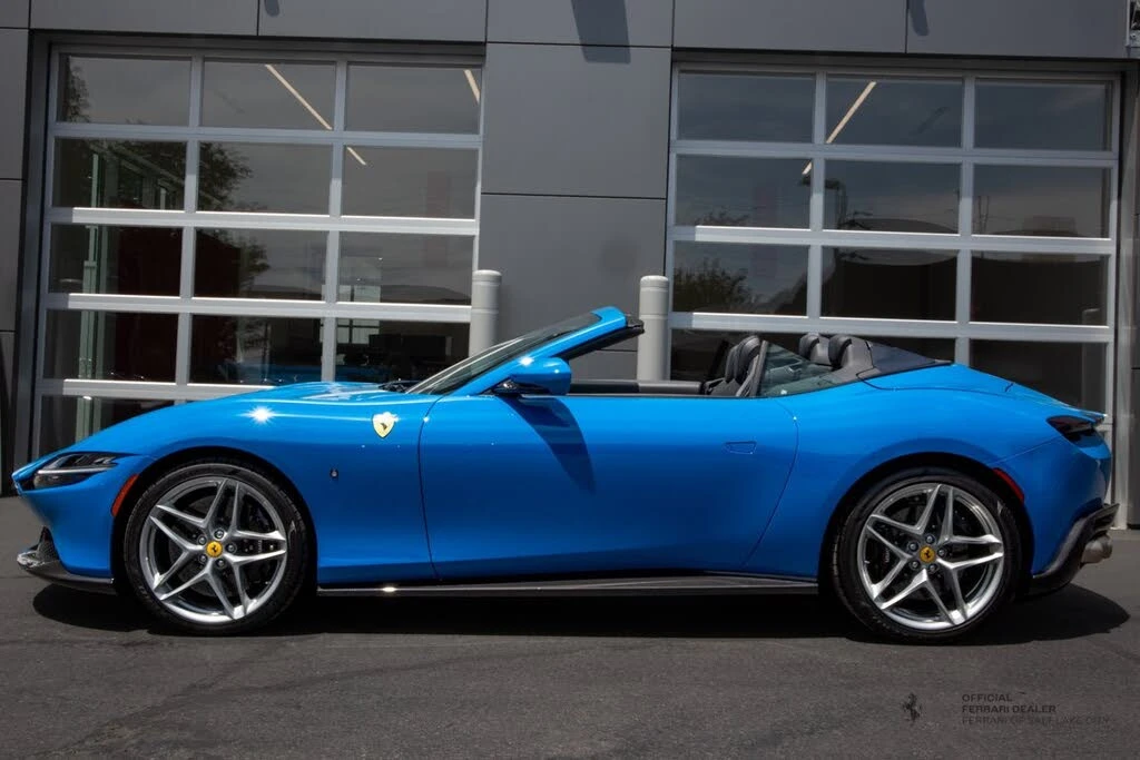 2024 Ferrari Roma Spider - Image 2 of 20
