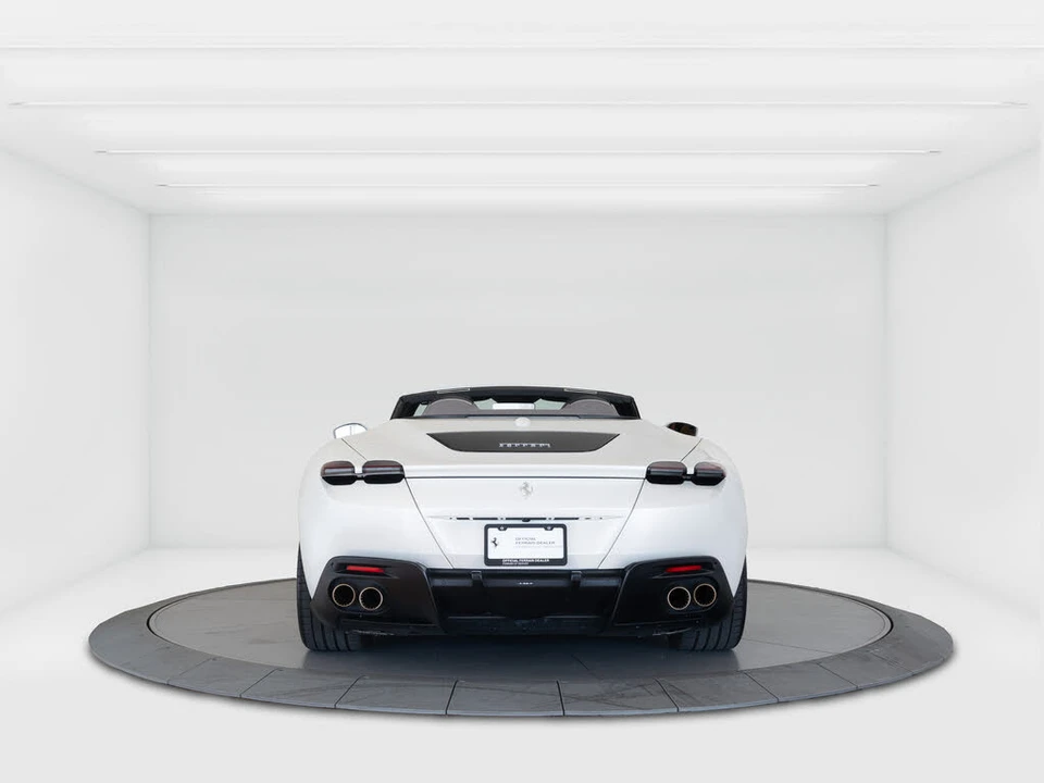 2024 Ferrari Roma Spider - Image 4 of 7