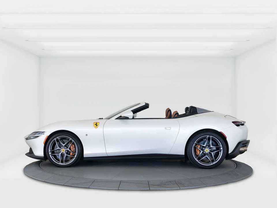 2024 Ferrari Roma Spider - Image 2 of 7