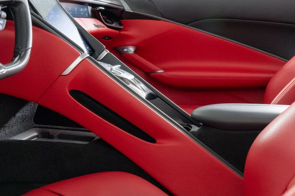 2024 Ferrari Roma Spider - Image 6 of 31