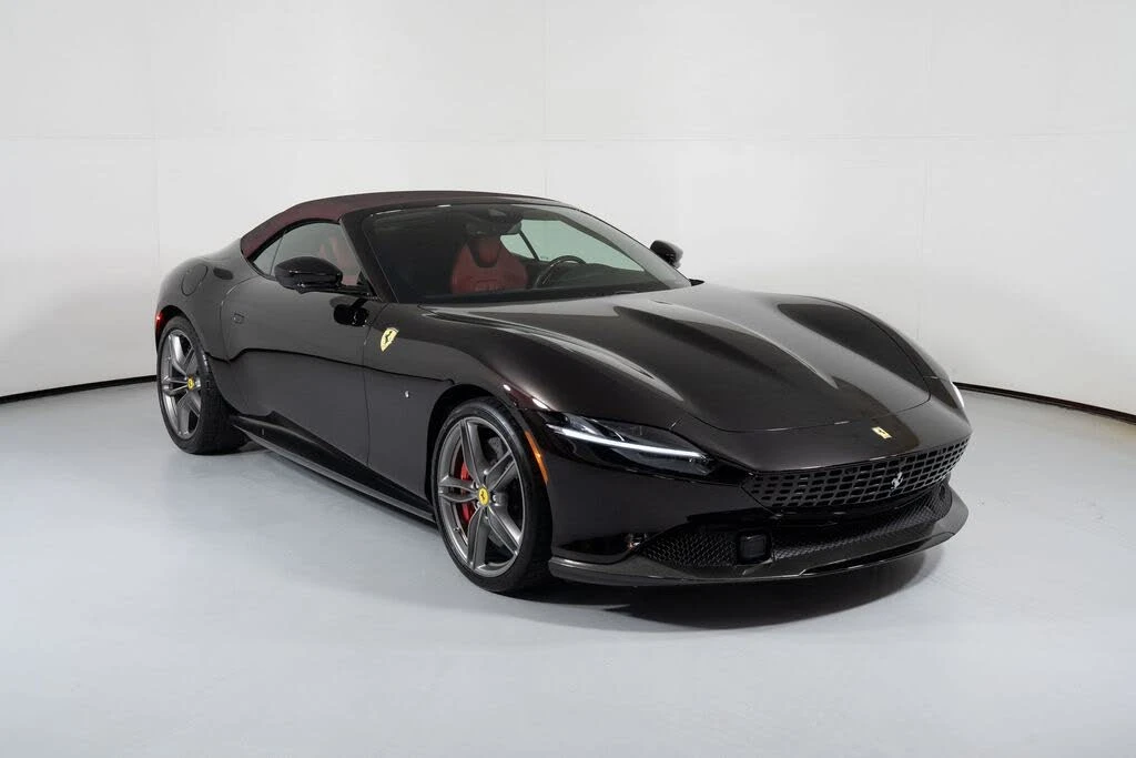 2024 Ferrari Roma Spider - Image 7 of 31