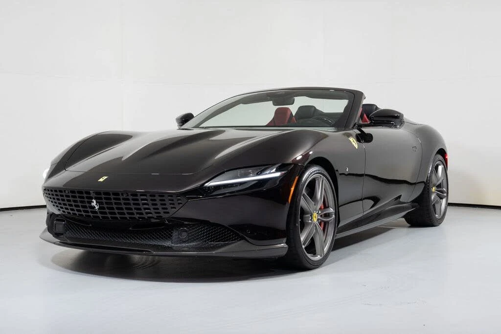 2024 Ferrari Roma Spider - Image 25 of 31