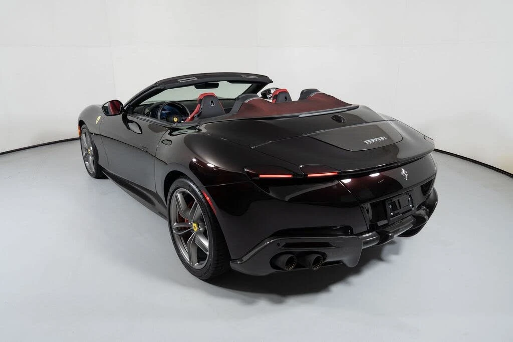 2024 Ferrari Roma Spider - Image 26 of 31