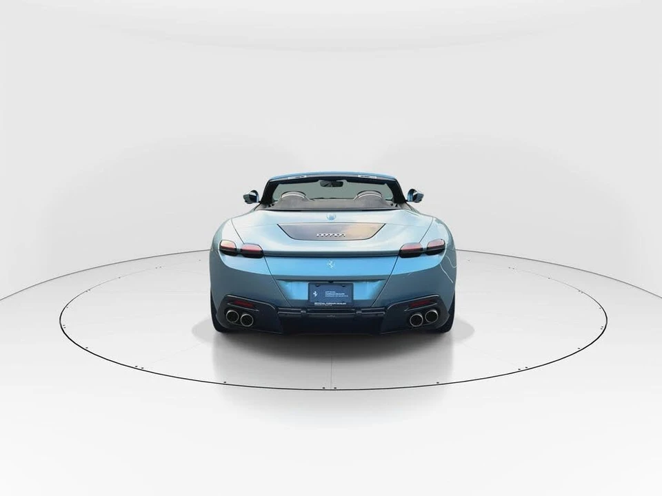 2024 Ferrari Roma Spider - Image 7 of 31