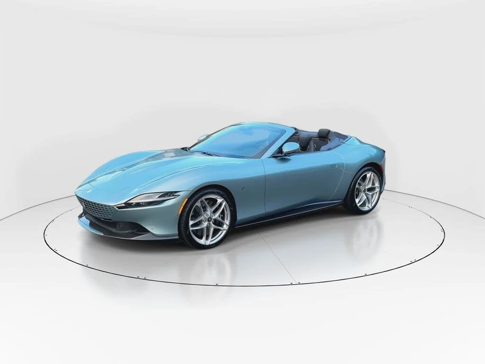 2024 Ferrari Roma Spider - Image 4 of 31