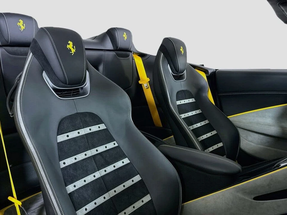 2024 Ferrari Roma Spider - Image 4 of 27