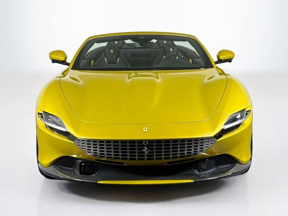 2024 Ferrari Roma Spider - Image 12 of 27