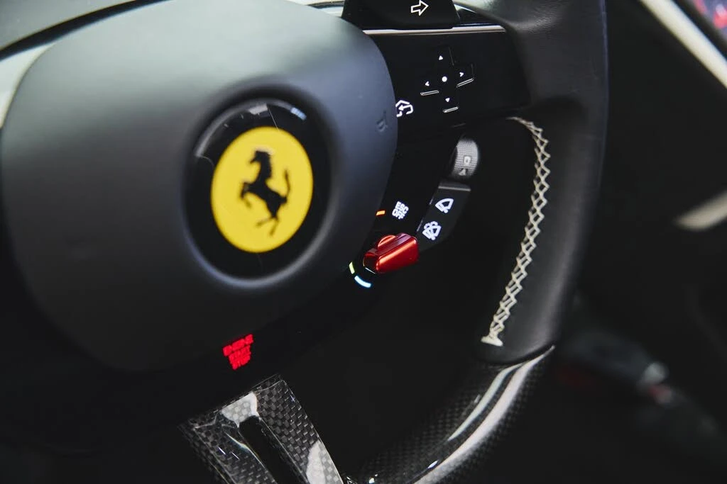 2024 Ferrari Roma Spider - Image 26 of 31