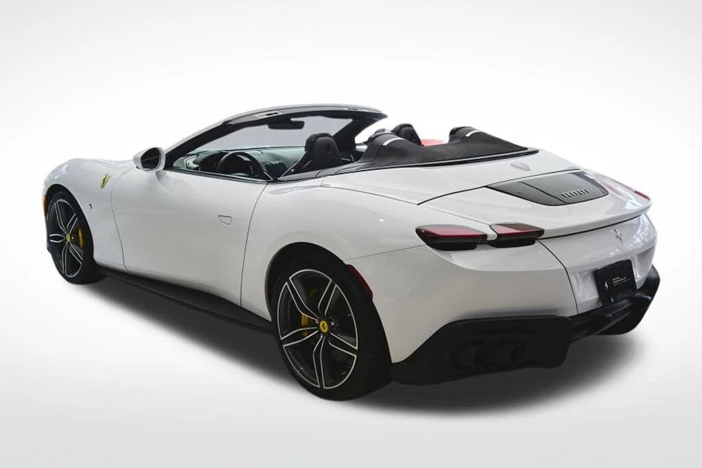 2024 Ferrari Roma Spider - Image 3 of 31