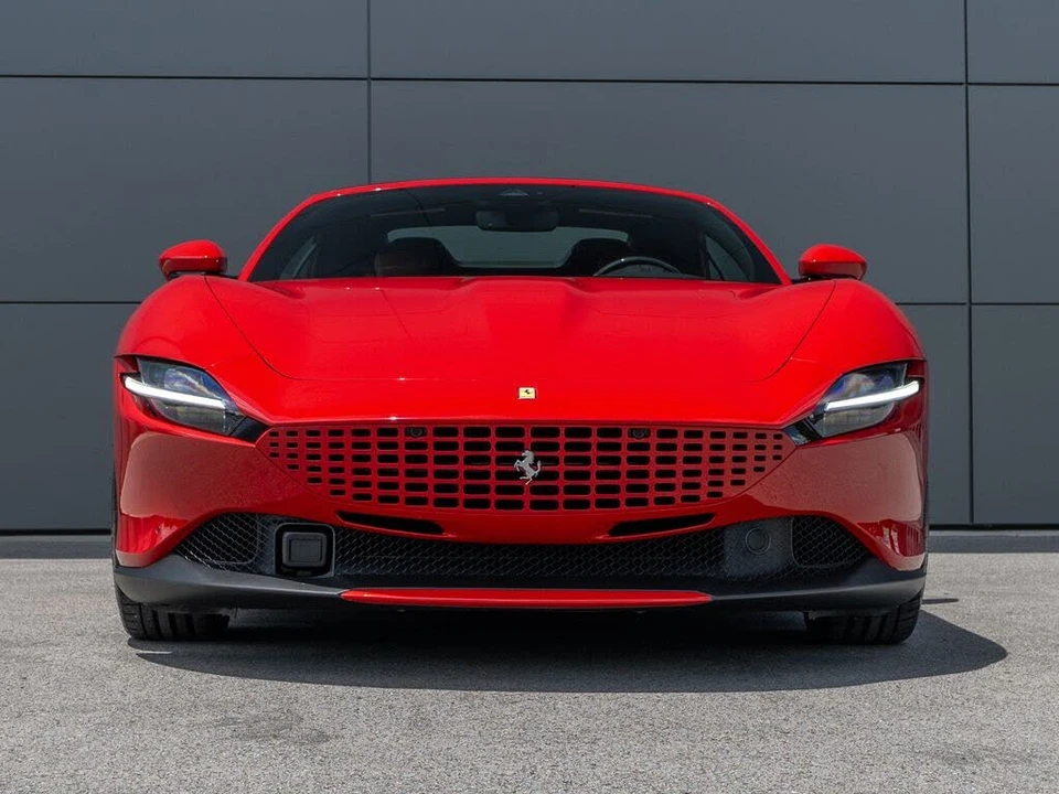 2024 Ferrari Roma Spider - Image 4 of 6