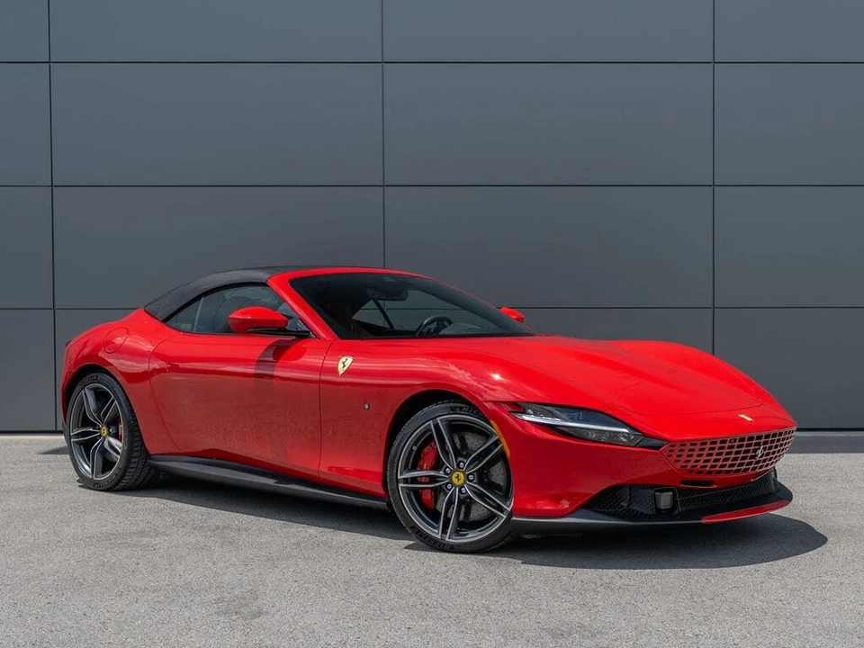 2024 Ferrari Roma Spider - Image 5 of 6